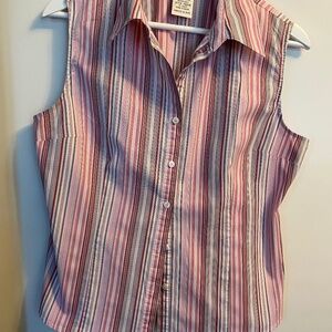 Women’s Sleeveless Shirt